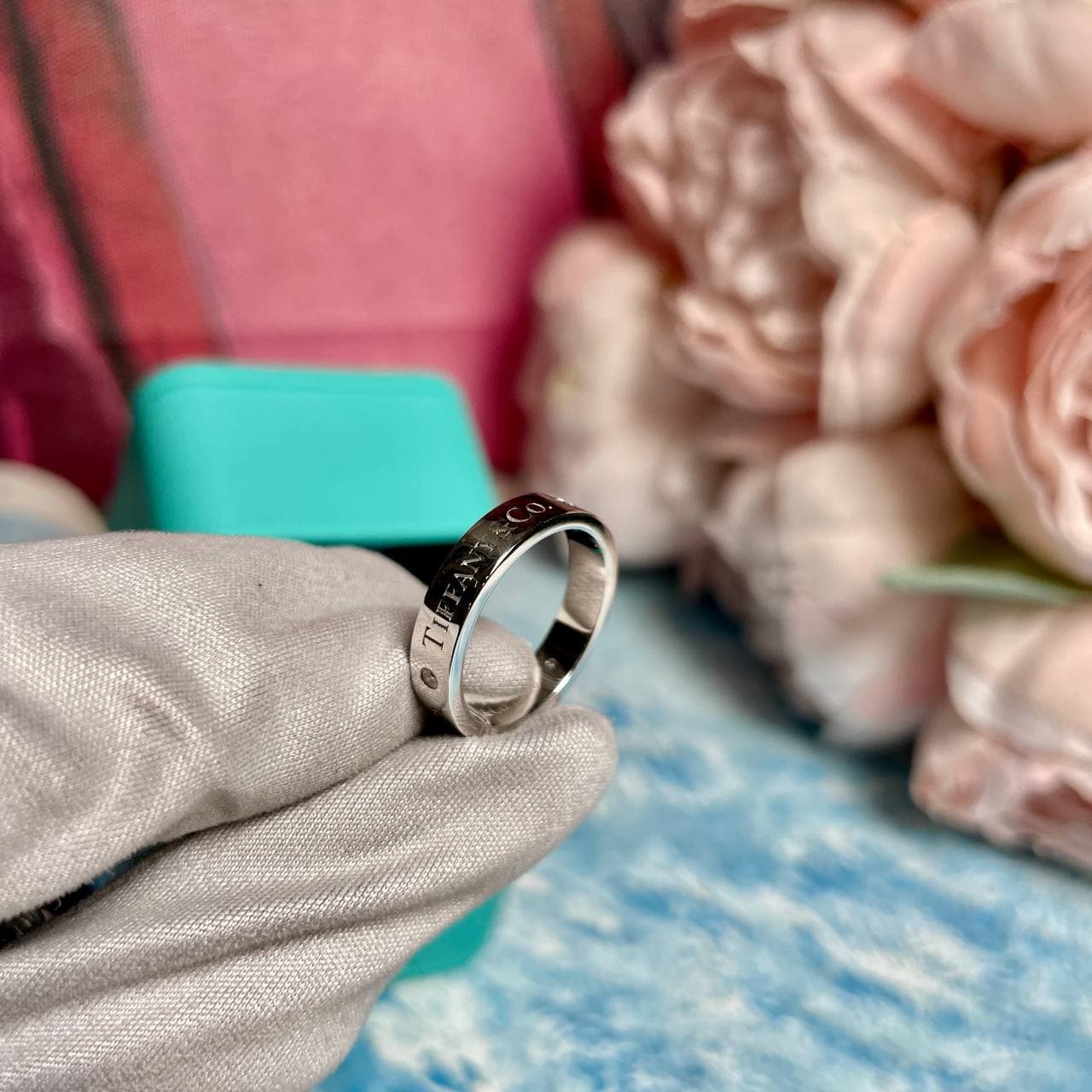 Кольцо Tiffany Co с 3 бриллиантами 0,06ct (белое золото 585) — фото 3