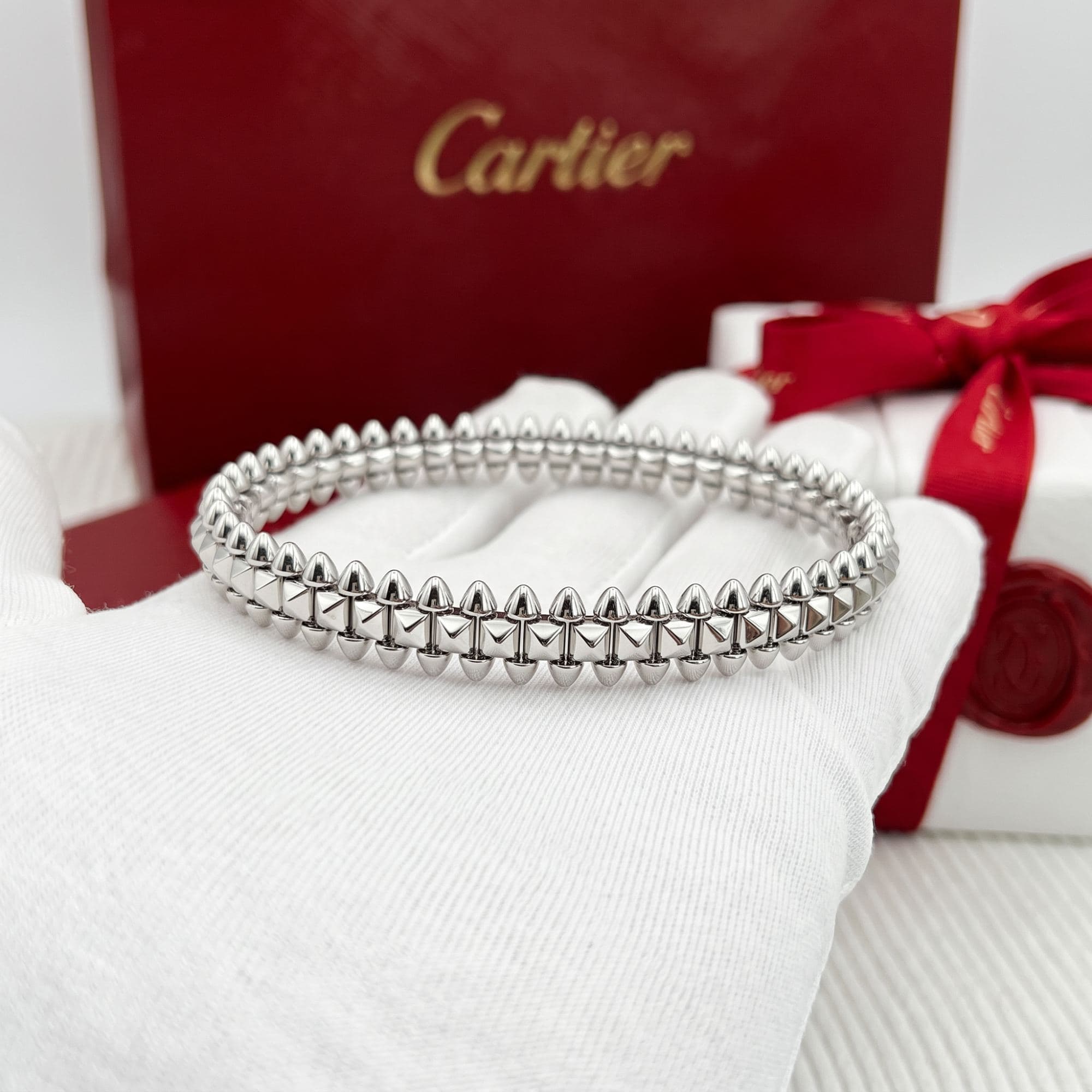 Золотой браслет Cartier Clash, малая модель