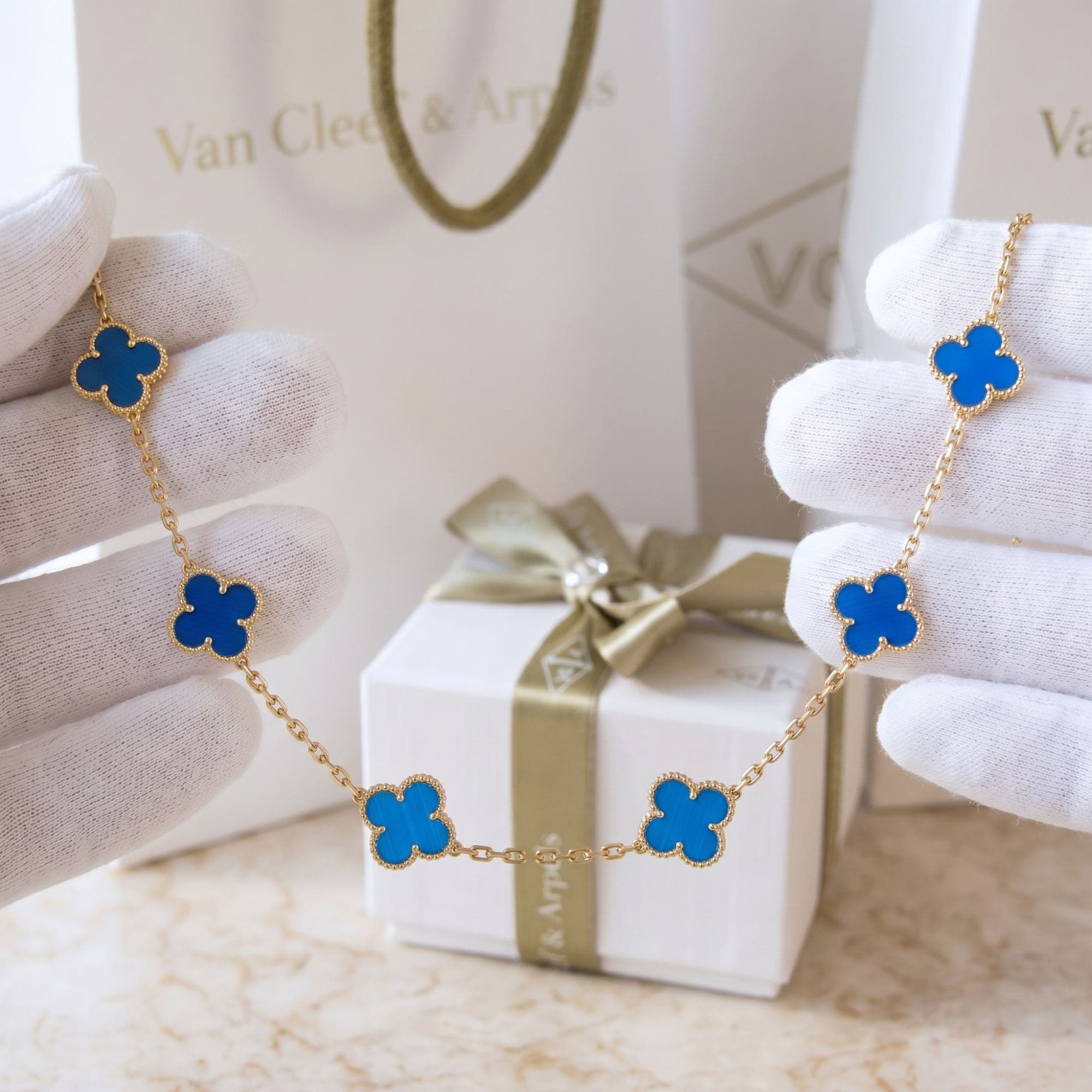 Ожерелье Van Cleef & Arpels Vintage Alhambra, 10 мотивов, Жёлтое золото