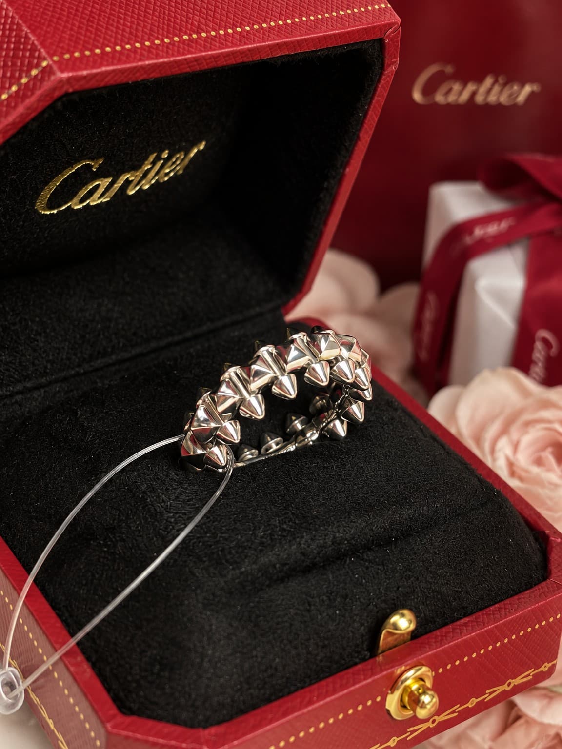 Кольцо Cartier Clash средняя модель 8 мм — фото 5