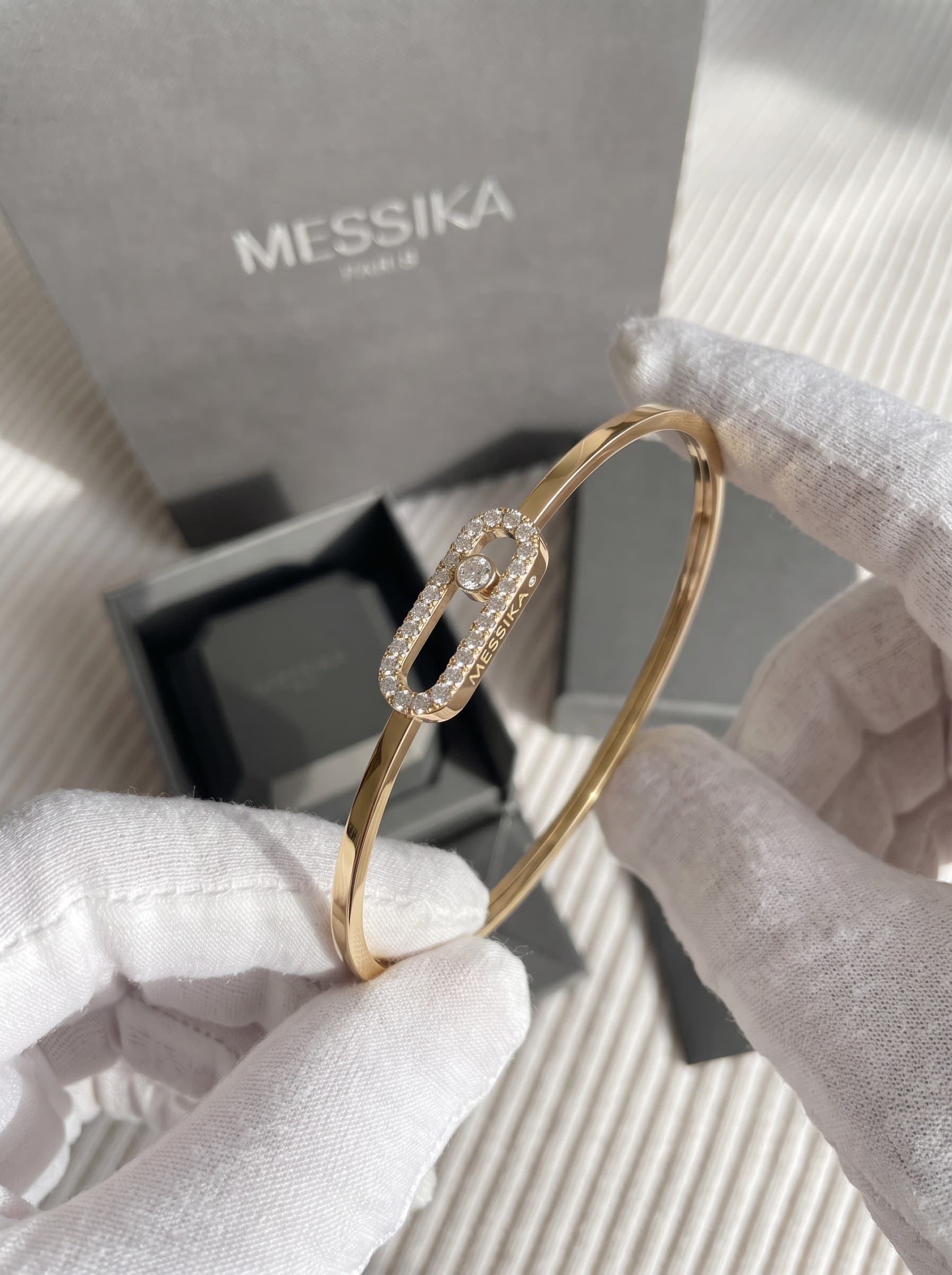 Золотой браслет Messika Move Uno Flex с бриллиантами, большая модель — фото 2