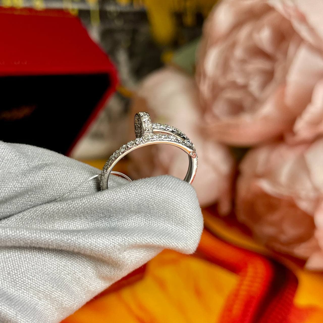 Кольцо Cartier Love уменьшенная модель WB (желтое золото 585) — фото 4