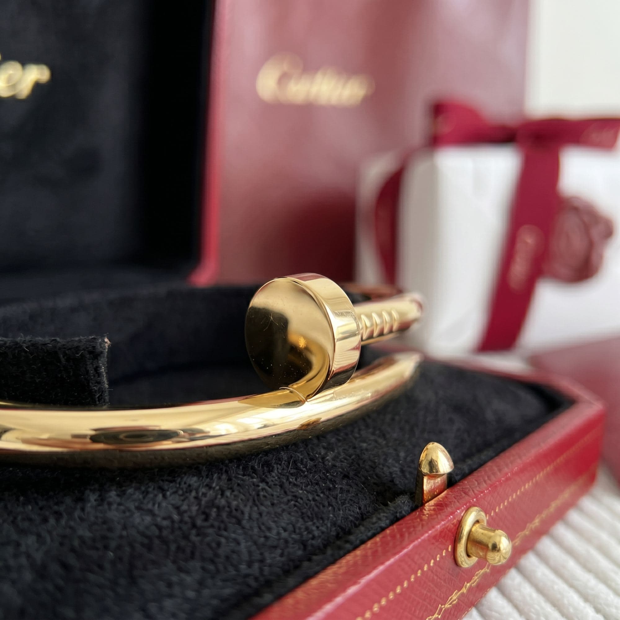 Золотой браслет Cartier Juste un Clou (гвоздь), крупная модель