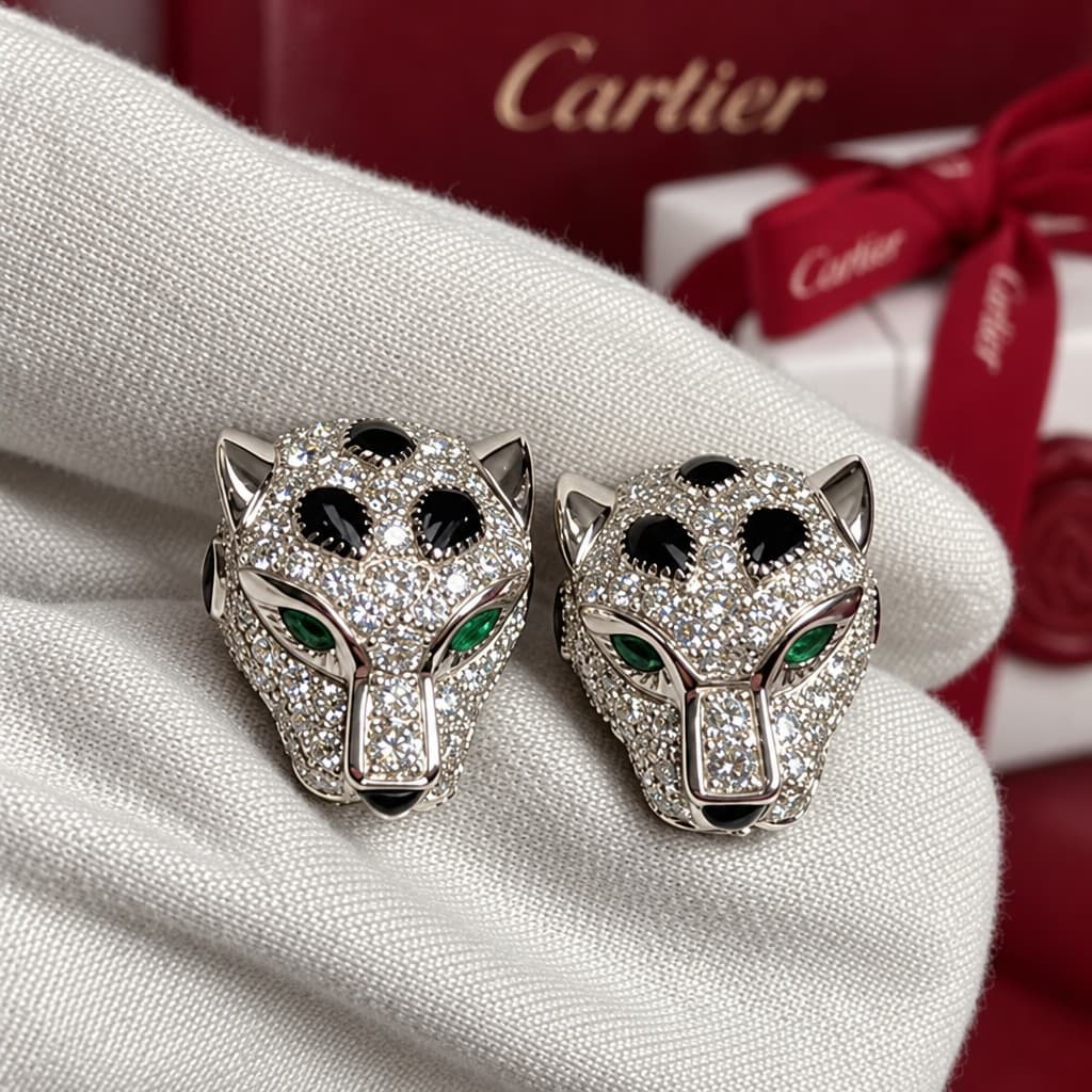 Cartier Серьги Cartier Panthere с бриллиантами 0,70 ct