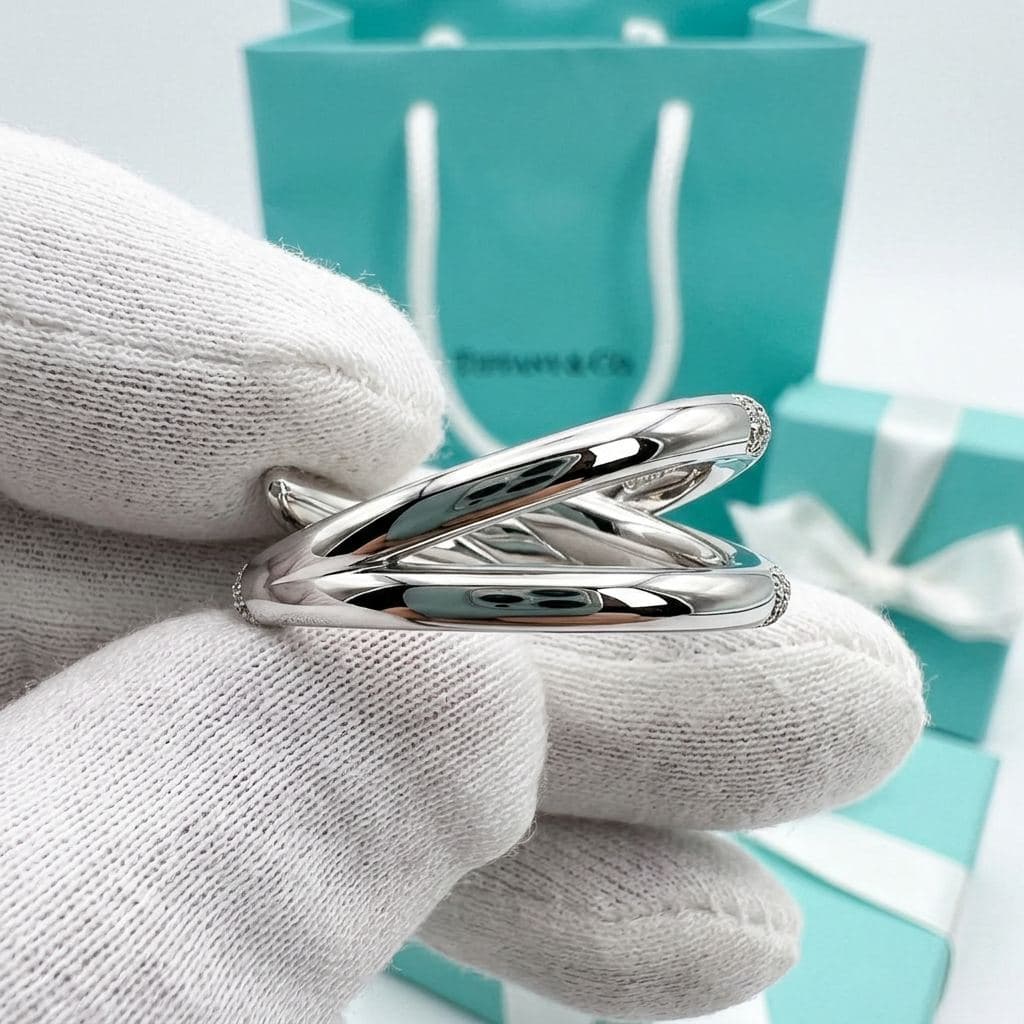 Кольцо Tiffany Knot из белого золота с бриллиантами — фото 2