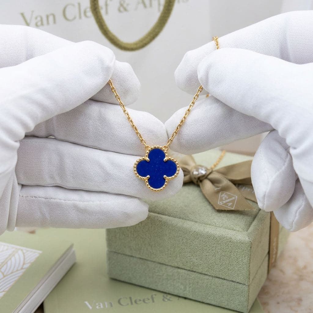 Кулон Van Cleef & Arpels Vintage Alhambra VCARP9SY00, Жёлтое золото