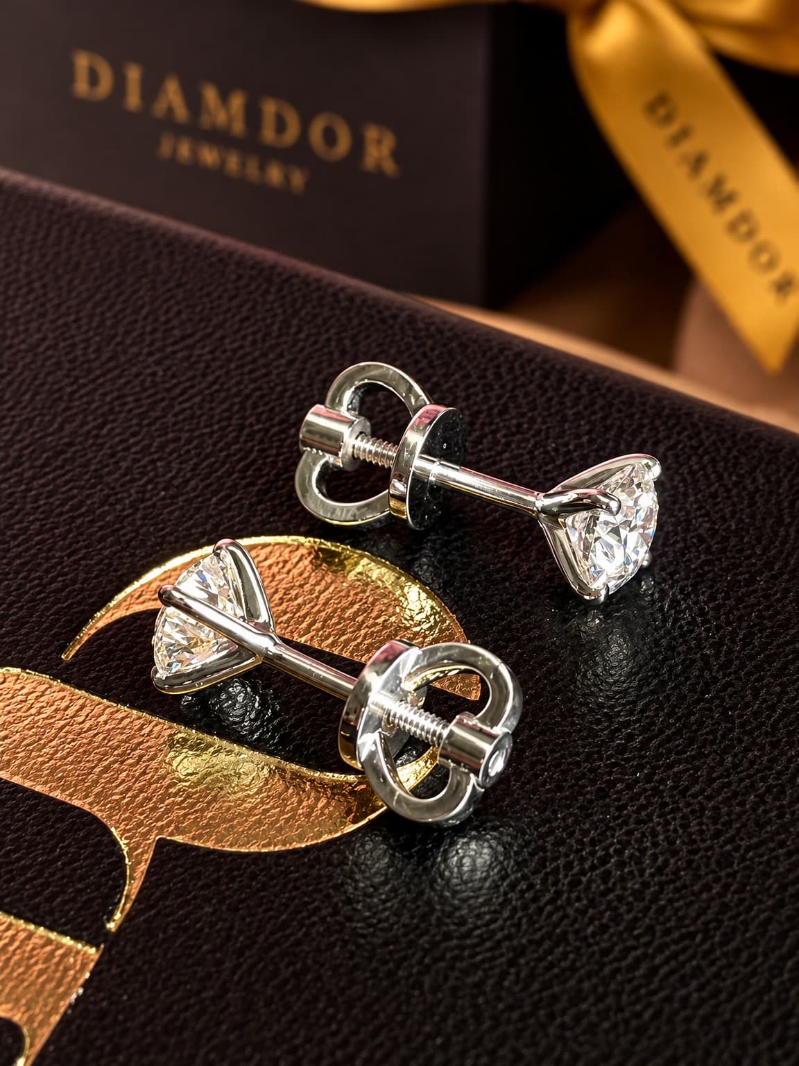 Серьги пусеты Martini 1,06ct — фото 3