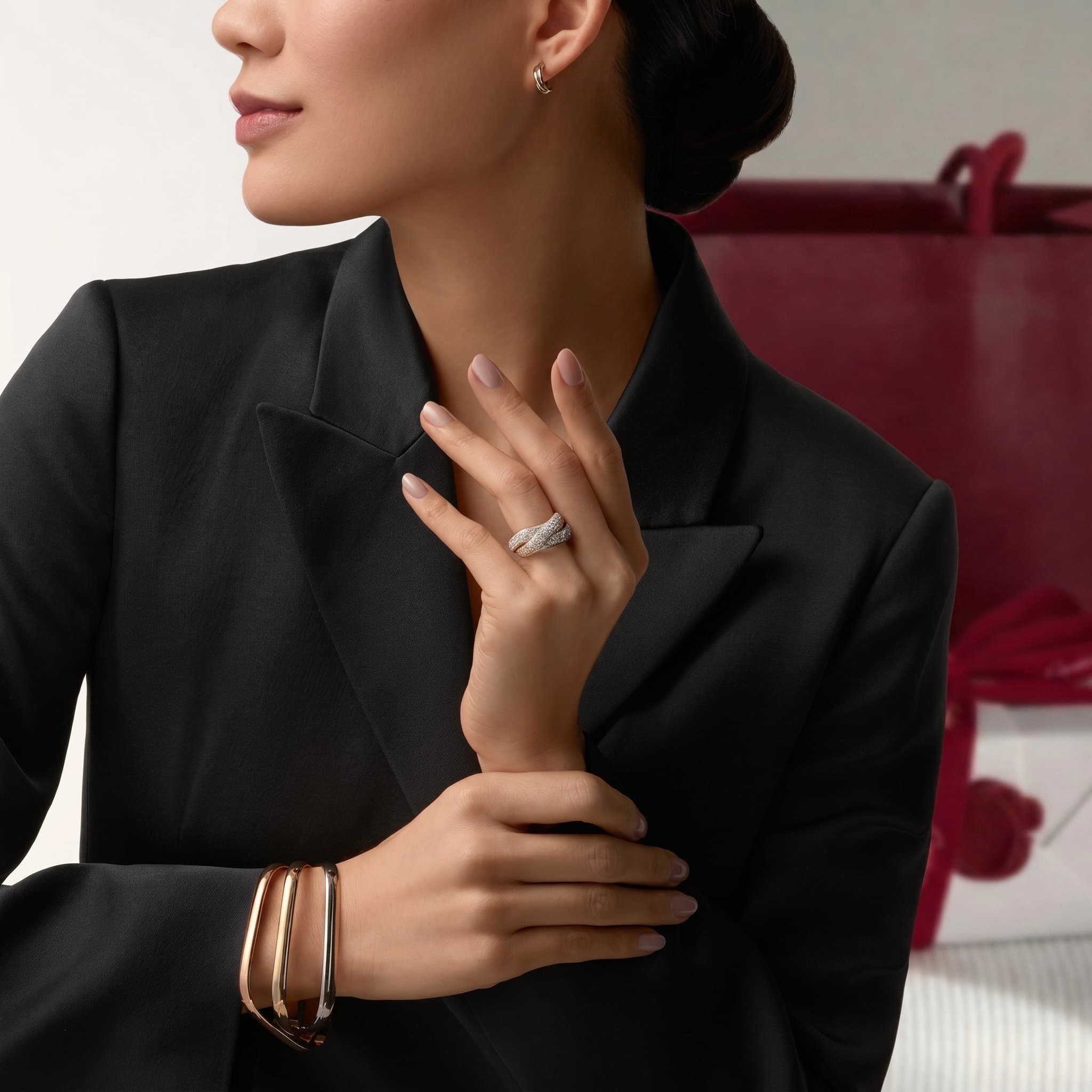 Золотые серьги Cartier Trinity, мини-модель, Белое и жёлтое золото