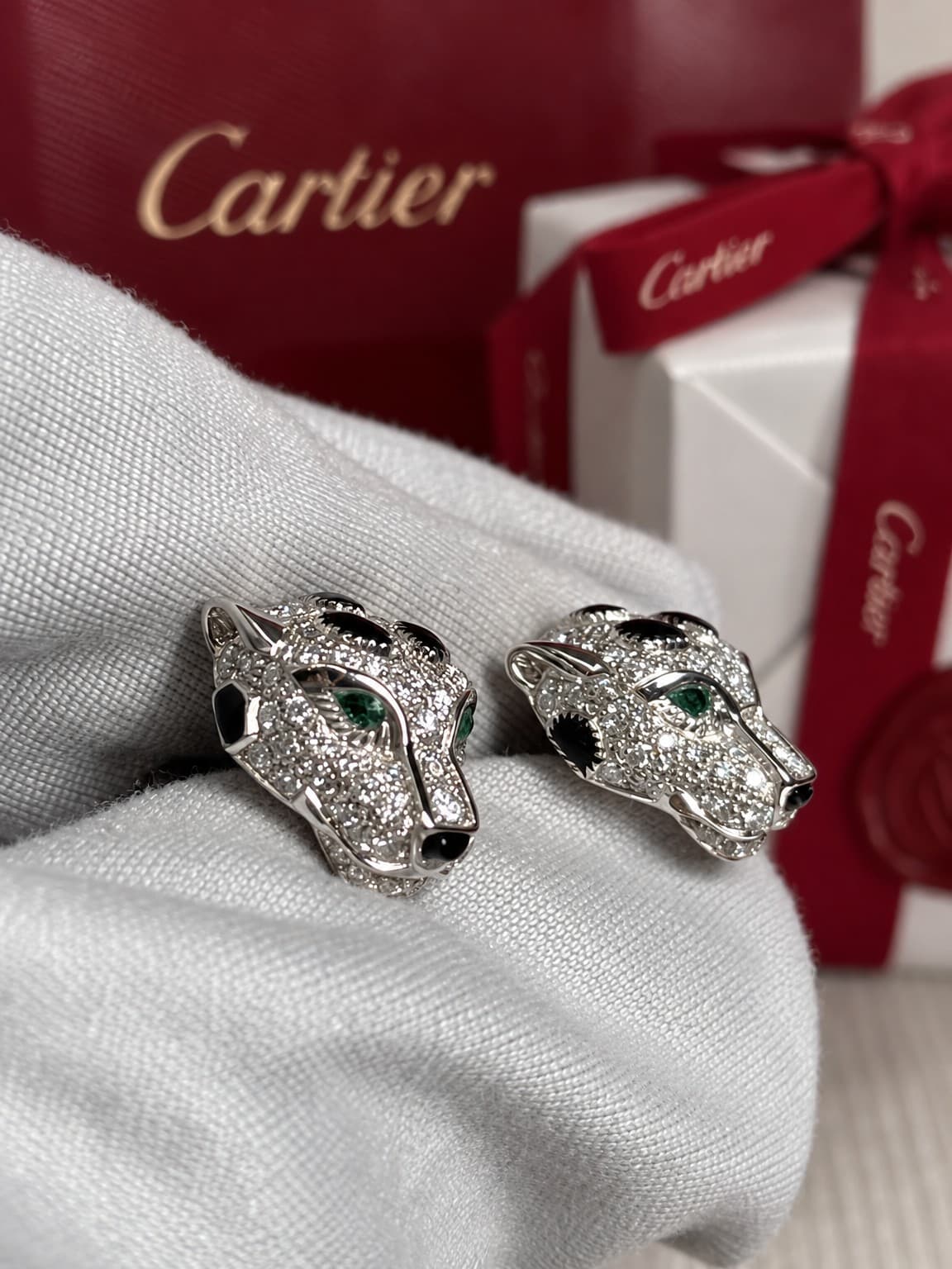 Серьги Cartier Panthere с бриллиантами 0,70 ct — фото 2