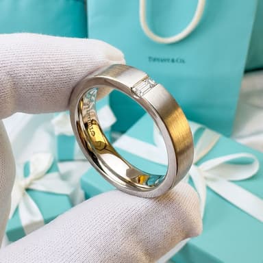 Кольцо Tiffany Essential Band с бриллиантом, 5 мм