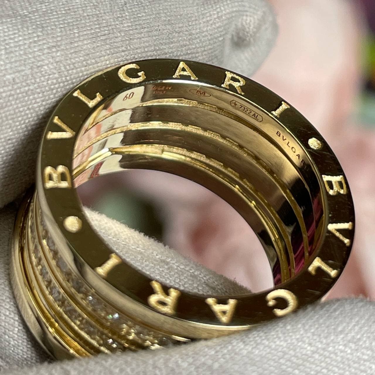 Кольцо Bulgari B.Zero с бриллиантами (желтое золото 585) — фото 5