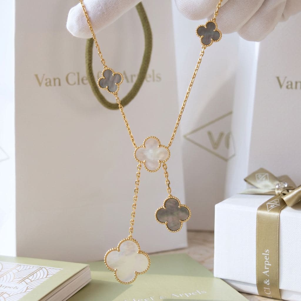 Колье Van Cleef & Arpels Magic Alhambra, 6 мотивов, Жёлтое золото