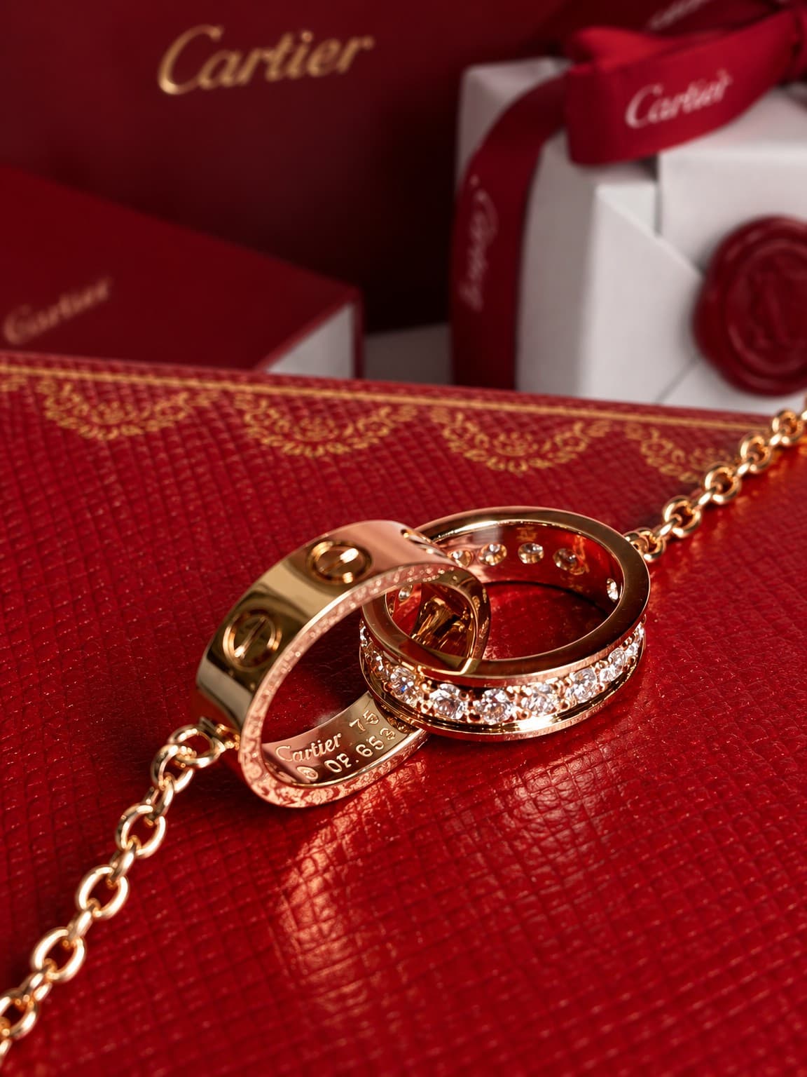 Cartier Браслет цепочка Cartier Love с бриллиантами 0,22 ct