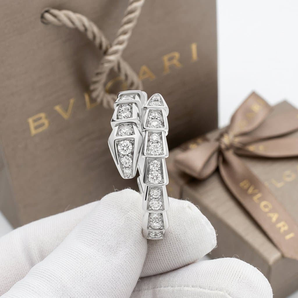 Кольцо Bulgari Serpenti Viper из белого золота с бриллиантами