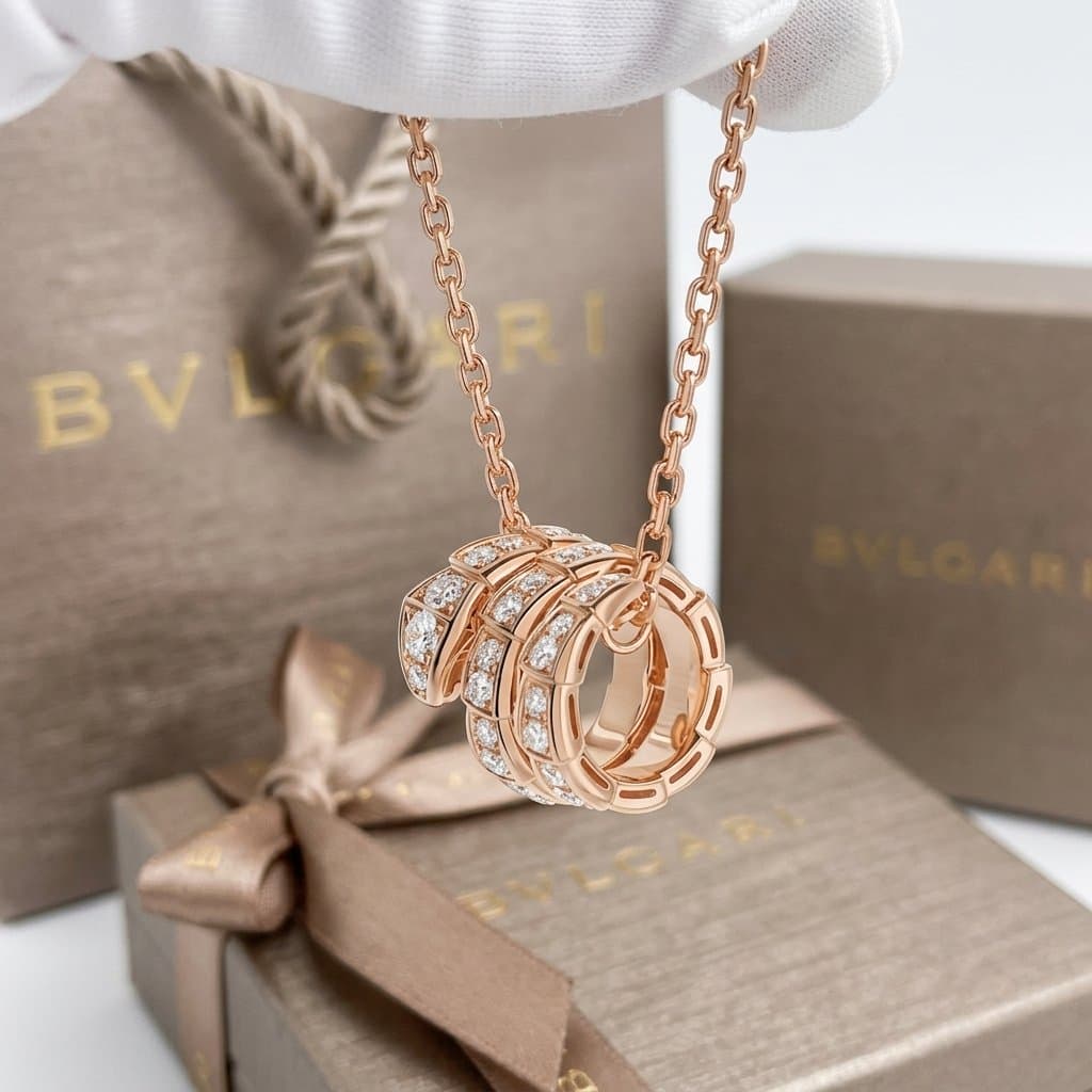 Ожерелье Bulgari Serpenti Viper с бриллиантами