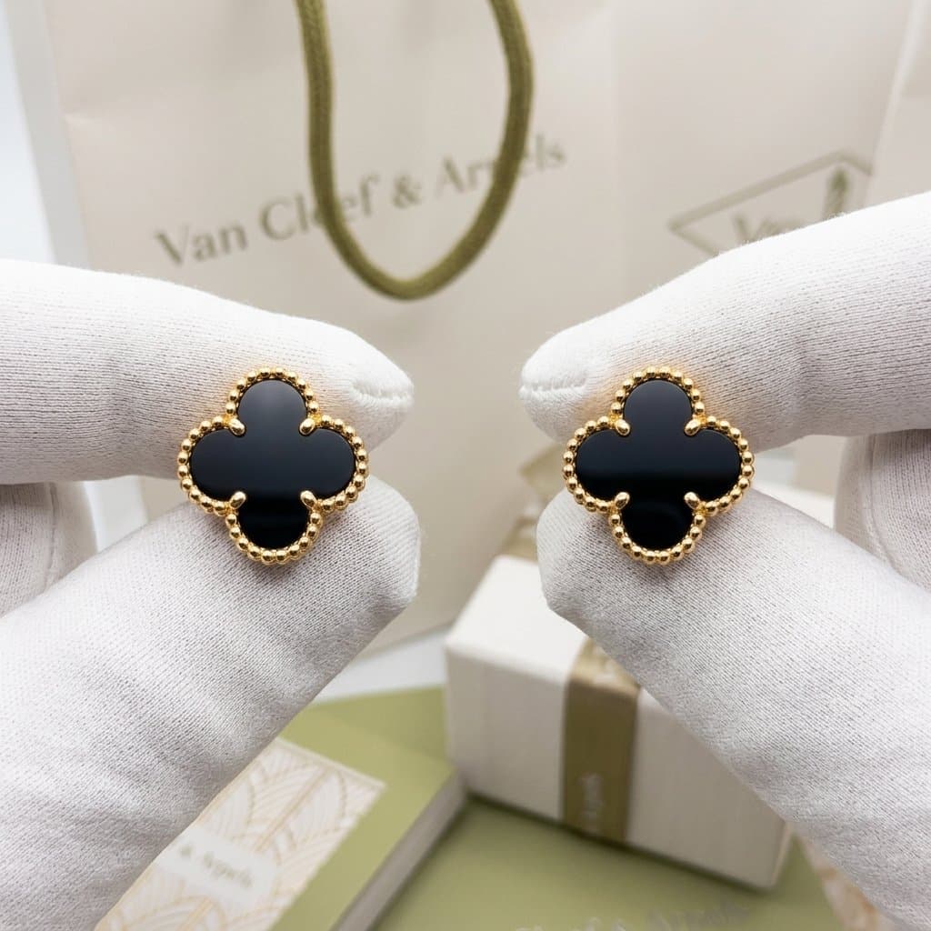 Серьги Van Cleef & Arpels Vintage Alhambra, желтое золото, оникс, Жёлтое золото