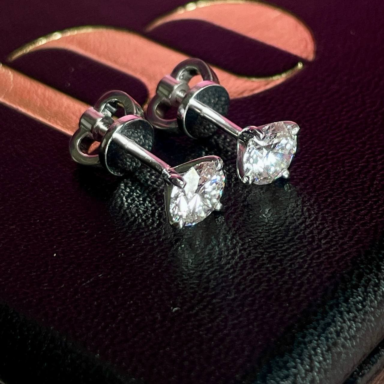 Серьги пусеты Martini 1,06ct (белое золото 585) — фото 4