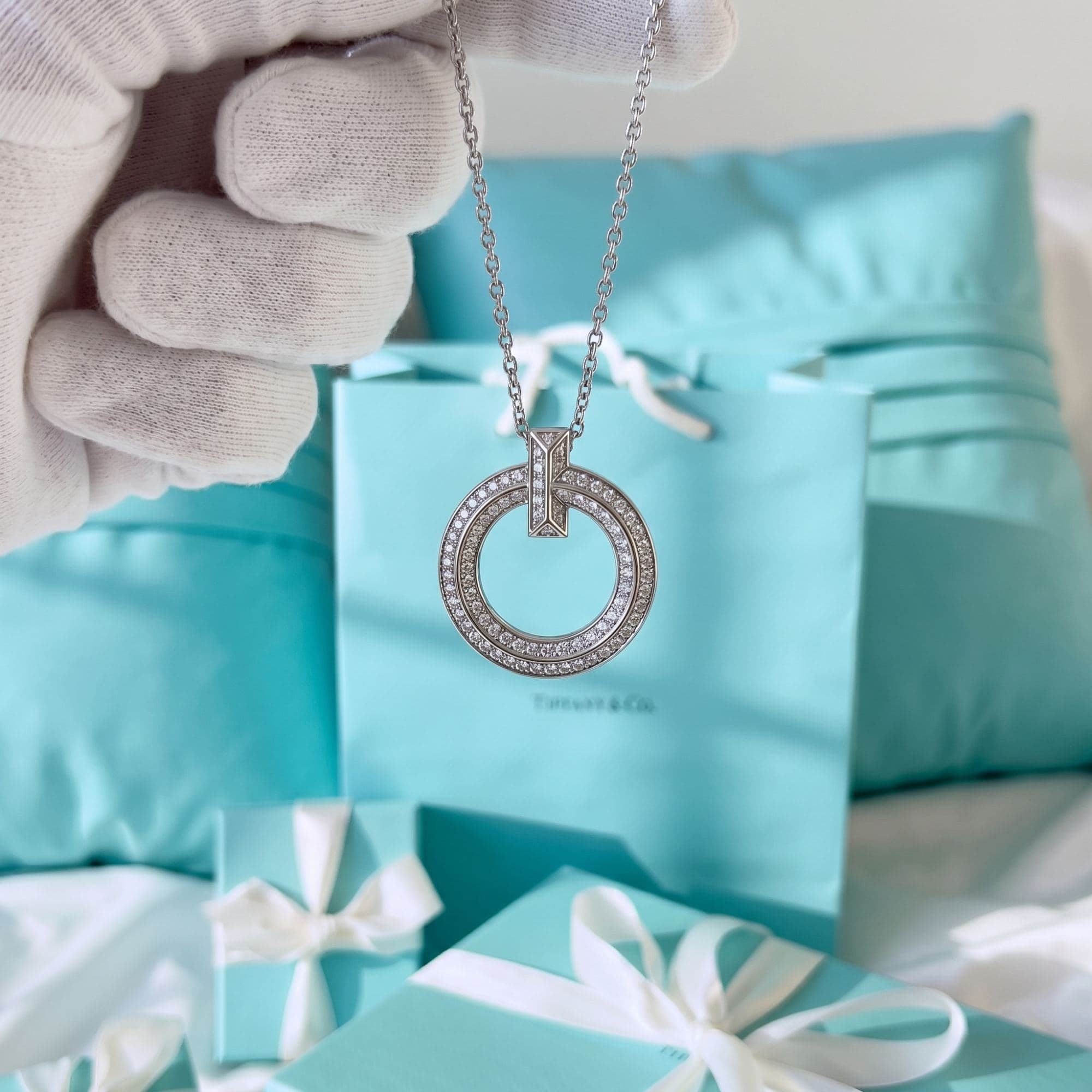 Кулон Tiffany T1 Narrow Circle с бриллиантами, розовое золото