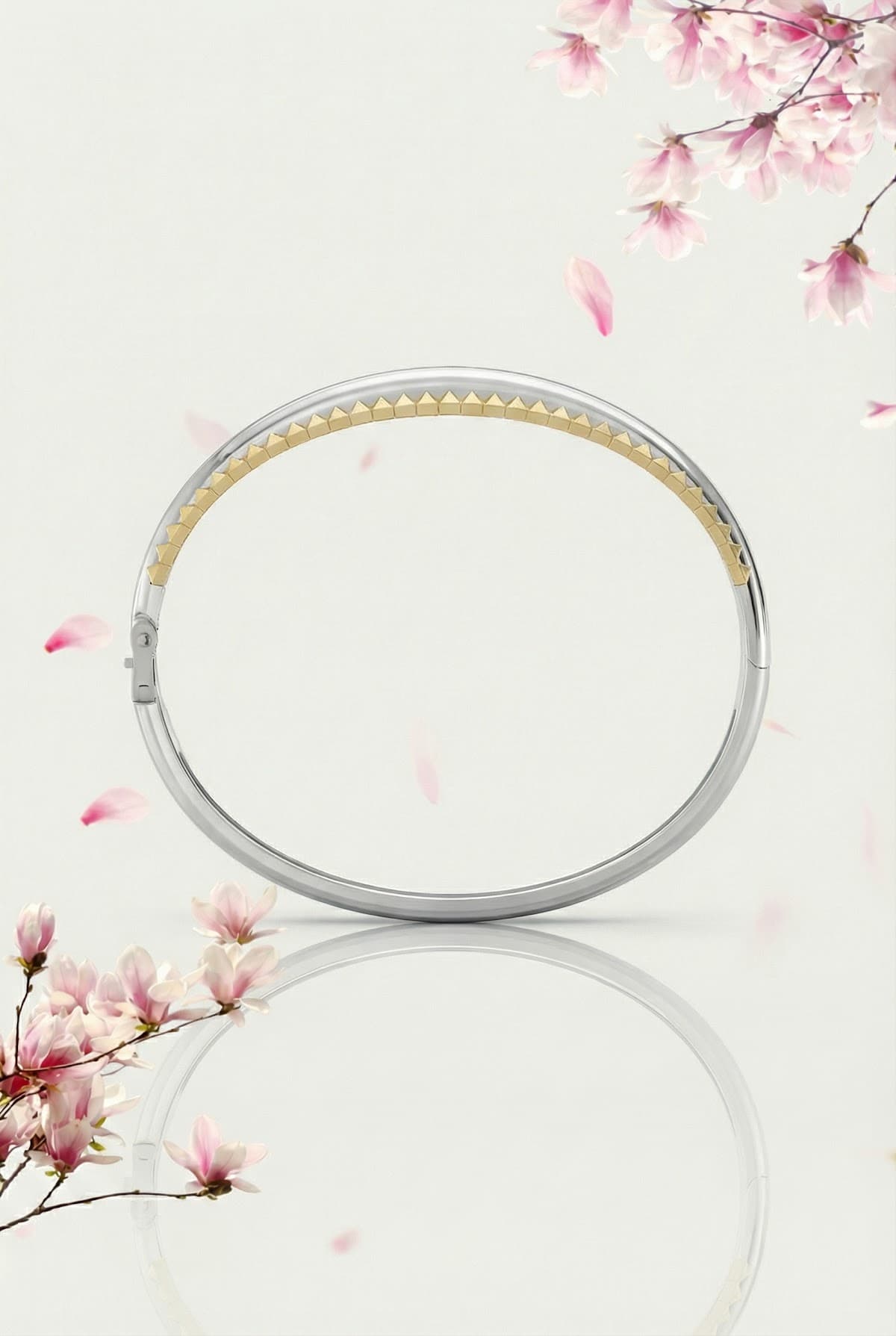 Золотой браслет с бриллиантами 0,749ct