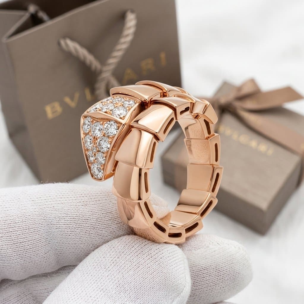Кольцо Bulgari Serpenti Viper с бриллиантами