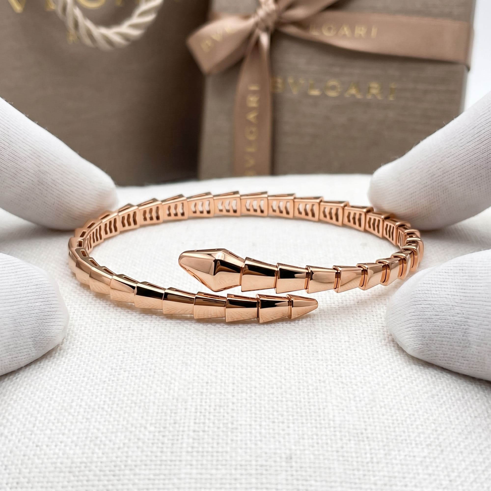 Bvlgari Serpenti Viper браслет из желтого золота