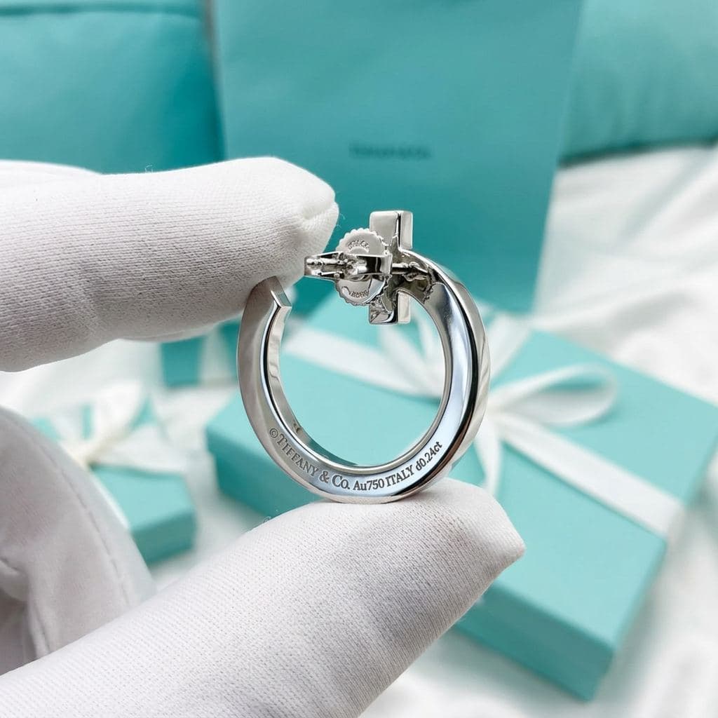 Серьги Tiffany T1 открытые с бриллиантами