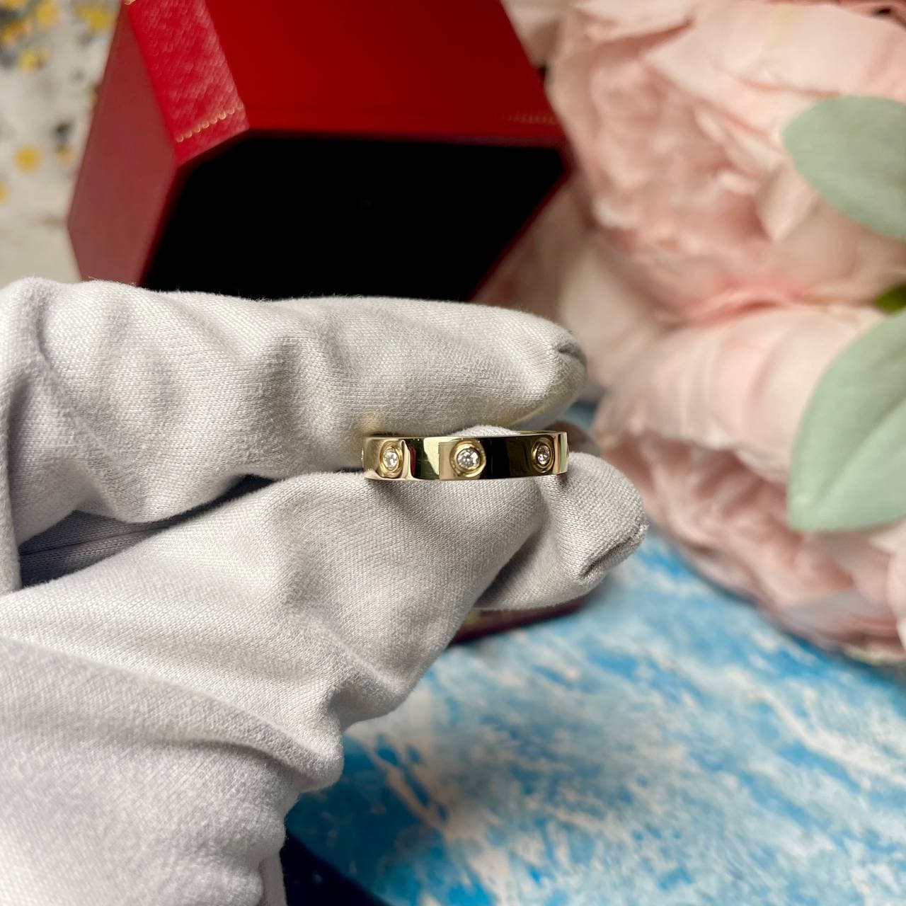 Cartier WB Кольцо Cartier Love узкая модель 8 бриллиантов (желтое золото 585)