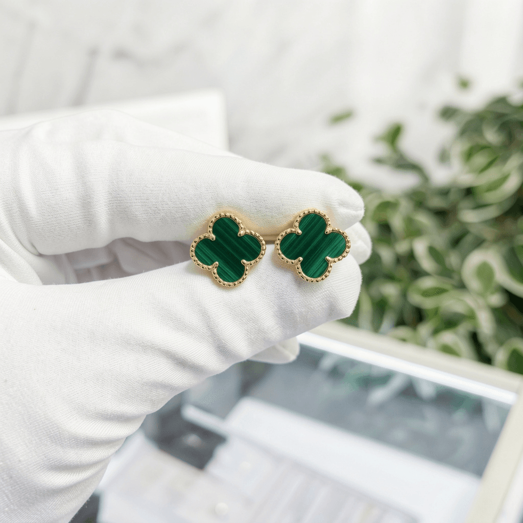 Клевер Van Cleef Alhambra: значение символа и гид